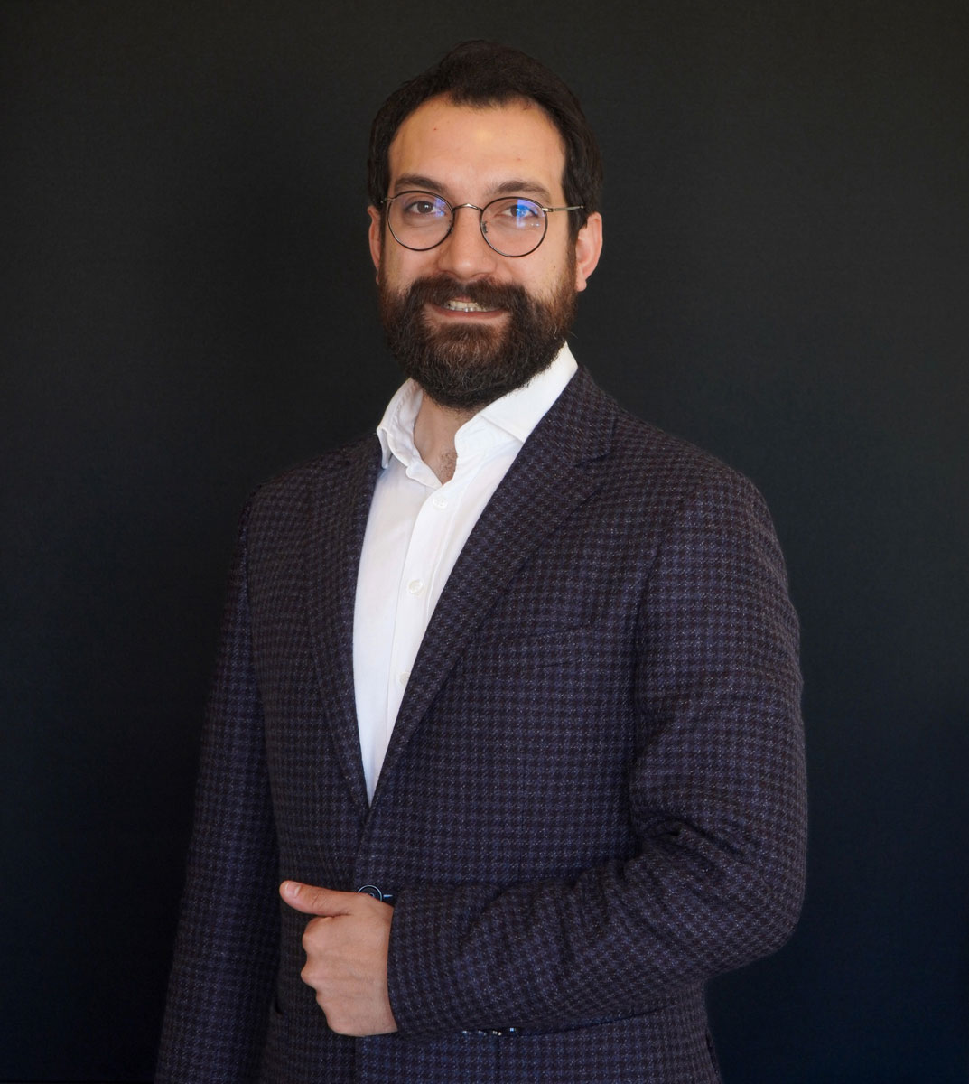 Dr. Alican Coktur